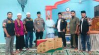 Hari Kedua Safari Ramadhan 1444 H, Ketua Pekat IB Berikan Dua Set Kipas Angin di Masjid Nurul Iman