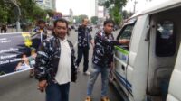 Tebar Keberkahan Ramadhan, AMPI Medan Barat Berbagi Takjil Kepada Pengguna Jalan