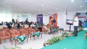 Ratusan Mahasiswa Universitas Muhammadiyah Riau Ikuti Kuliah Umum Bersama Pj Bupati Kampar dan KI Pusat