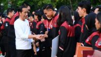 Presiden Jokowi Serahkan Bonus Apresiasi Bagi Atlet SEA Games Ke-32