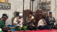 Meskipun Hujan, Kapolres Pelalawan Tetap Melaksanakan Subuh Harmoni