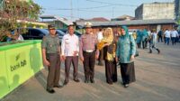 Danramil Dampingi Dr. Atalia Kamil Cek Harga Sembako Tingkatkan UMKM di Pasar Tambun