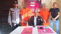 Dua Pria Ditangkap Personil Polsek Bonaidarussalam Dalam Kasus Sabu Dengan Berat Sekitar 32,31 Gram