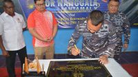 Pangkoarmada III Resmikan Sarana Olahraga di Jayapura Papua