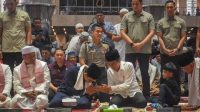 Presiden Ajak Cucu Salat Jumat Berjemaah di Masjid Istiqlal