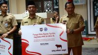 Jelang Perayaan Iduladha, Mendagri Serahkan Hewan Kurban Komponen Kemendagri dan BNPP