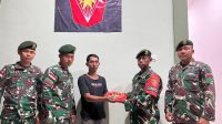 BERHASIL GERAKKAN NURANI ,MASYARAKAT SUKARELA SERAHKAN 35 MUNISI TAJAM KEPADA POS SEI KELIK SATGAS PAMTAS RI- MALAYSIA YONARMED 10/BRADJAMUSTI