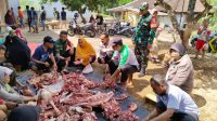 Komsos Babinsa Disela Pemantauan Penyembelihan Hewan Qurban