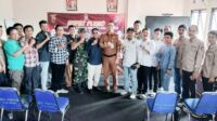Babinsa Koramil 12 Serangbaru Monitoring Rapat Pleno di Cikarang Pusat