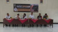 Tingkatkan Pelayanan Perizinan dan Non Perizinan Danposmil Koramil 12 Serangbaru Hadiri Rapat Minggon Tingkat Kecamatan Cikarang Pusat