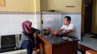 Sang Pesulap Kembali Beraksi, Bripka Fuji Tenangkan Seorang Wanita Muda Terkait Pinjol