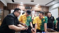 Ketua Umum PERIKHSA Bamsoet dan Menkumham Yasona Laoly Apresiasi Produksi Senjata Api Olahraga dan Beladiri Buatan Dalam Negeri