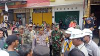 Pihak Kepolisian Mediasi Aksi Spontanitas Warga Yang Turun ke Jalan Tuntut Percepatan Pembangunan Jembatan Cikreteg Ciawi