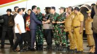 Panglima Koarmada III Sambut Kedatangan Presiden RI di Jayapura