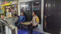 Bhabinkamtibmas Polsek Nanggung Polres Bogor Sambangi masayarakat sampaikan Himbauan Kamtibmas