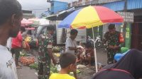 Babinsa Timika Komsos Ke Pasar Dan Borong Jualan Mama Papua