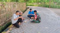 Komsos Dengan Warga Binaan, Babinsa Kel. Tanah Kongkong, Kodim 1411/Blk, Rem 141/Tp, Bahas Keamanan dan Kebersihan Lingkungan