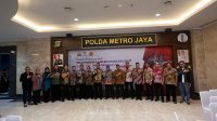 Polda Metro Jaya Gelar Nonton Bareng Wayang Kulit Lakon Wahyu Cakraningrat