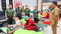 Peringati Hari Ulang Tahun dan Atasi Kesulitan Rakyat, Kodam XII/Tpr Gelar Bakti Sosial Donor Darah