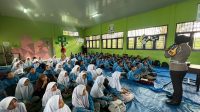 Lewat Police Goes To School, Satlantas Polres Dumai Berikan Edukasi Tertib Berlalu Lintas