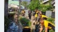 Kapolsek Sukaraja Pimpin Langsung Kegiatan Pelaksanaan Pembersihan Sampah – sampah Di Wilayahnya Secara Serentak