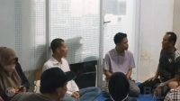 Puluhan Calon Jemaah Haji Kecewa Dengan Perusahaan Travel Haji dan Umroh di Surabaya