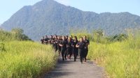Tingkatkan Imunitas Brimob Kalbar Laksanakan Pembinaan Fisik