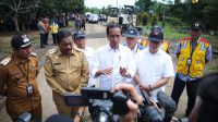 Presiden Jokowi Tinjau Dimulainya Penanganan Jalan Daerah di Bengkulu Utara