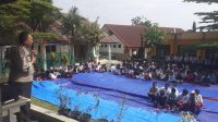Polsek Tamansari Laksanakan Kegiatan Penyuluhan Serta Pengarahan Kepada Siswa/Wi di SMPN 2 Tamansari