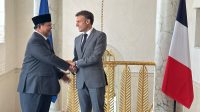 Prabowo Diterima Presiden Macron di Istana Élysée Usai 2+2 RI-Prancis