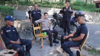 Wujud Sinergi Dan Kemitraan Bhabinkamtibmas Melaksanakan Pembinaan Dan Sosialisasi Kepada Anggota Satpam Terkait TPPO dan Kamtibmas