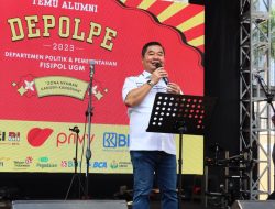 Dirjen Dukcapil Teguh Setyabudi Memberikan Sambutan Pada Reuni Depolpe Kagama Fisipol UGM di GBK, Senayan, Jakarta