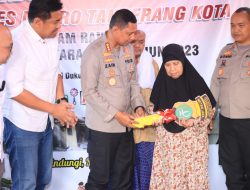 Kapolres Serahkan Kunci Program Bedah Rumah Hari Bhayangkara ke-77 di Cibodas