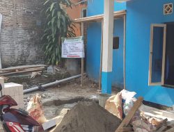 Renovasi Kantor Desa Mangunjaya, Pemilik Warung Atau Masyarakatnya Acungkan Jempol