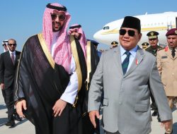 Tiba di Jakarta, Prabowo Jemput Langsung Pangeran Khalid Bin Salman Dari Arab Saudi