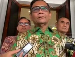 Rocky Gerung Dilaporkan ke Polisi, Mahfud MD: Pak Jokowi Tidak Akan Mengadu