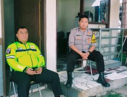 Bhabinkamtibmas Wilayah Hukum Megamendung Giat Pengamanan Ibadah Di Wilayahnya
