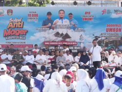 Gubernur Andi Sudirman Bersama 20 Ribu Warga Wajo Jalan Sehat Anti Mager