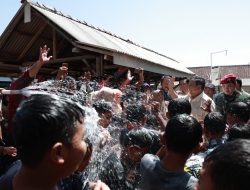Wujudkan Sumber Air, Prabowo Dapat Ucapan Terima Kasih Sampai Pantun dari Warga Gunung Kidul