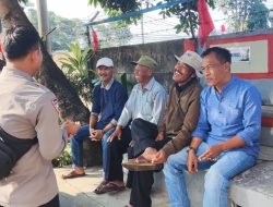 Bhabinkamtibmas Polsek Caringin Polres Bogor Sambangi Warga Sampaikan Pesan Kamtibmas dan Pencegahan Terkait TPPO