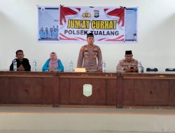 Gelar Jumat Curhat, Kapolsek Tualang Dengarkan Keluhan Warga