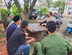 Bhabinkamtibmas Wilayah Hukum Polsek Sukamakmur Sosialisasi Dan Edukasi Penggunaan Masker Kepada Warga Masyarakat