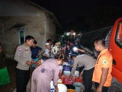 Polsek Rumpin dan BPBD Bantu Air Bersih Pada Warga Terdampak Kekeringan di Rumpin Bogor