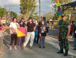 Personil Koramil Giritontro Amankan Jalan Sehat Sambut Kemerdakaan Republik Indonesia