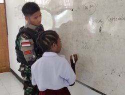Gugah Semangat Belajar Anak-anak Perbatasan Papua, Satgas Yonif 122/TS Melalui Belajar Mengajar Di SD Negeri Mosso