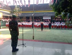 Waoww Mantap…!!! Babinsa Koramil 04/Jebres Menjadi Irup Pada Upacara Peringatan HUT RI Ke-78 di SD Warga