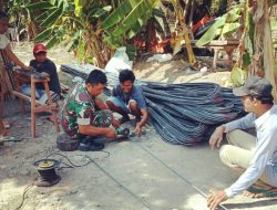 Atasi Kesulitan Rakyat, Babinsa Kelurahan Sumber Bantu Renovasi Rumah Warga