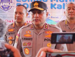 Kapolda Kalbar Pastikan Sengketa Antara Massa Serikat Pekerja Pelikha Sambas Dengan Pihak Perusahaan PT. Duta Palma Grup Bengkayang Dapat Diselesaikan Dengan Baik