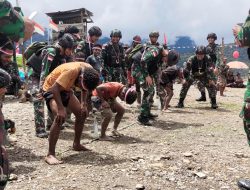 Masyarakat Puncak Jaya Gembira, Satgas Yonif RK 115/ML Adakan Perlombaan di Kampung-Kampung