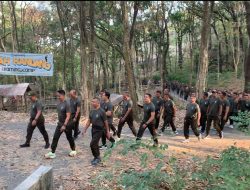 Jalan Santai Danrem 074/Warastratama Di Kodim 0728/Wonogiri Membelah Gunung Gandul